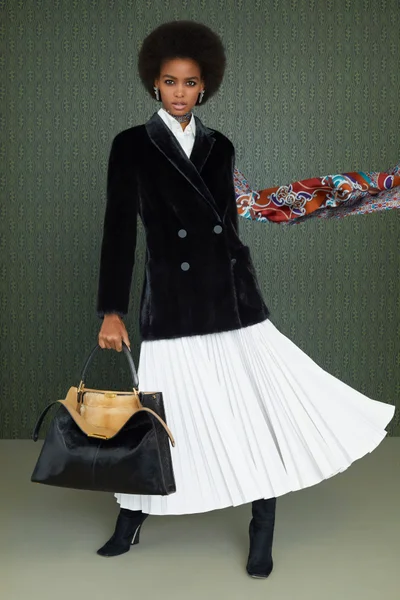 Look 17